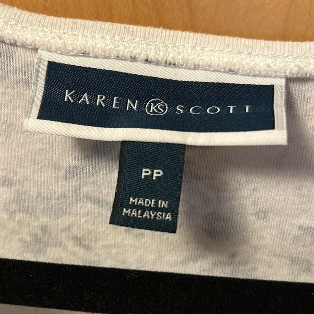 Karen Scott Petite 3/4 Sleeve Top - Picture 2 of 3